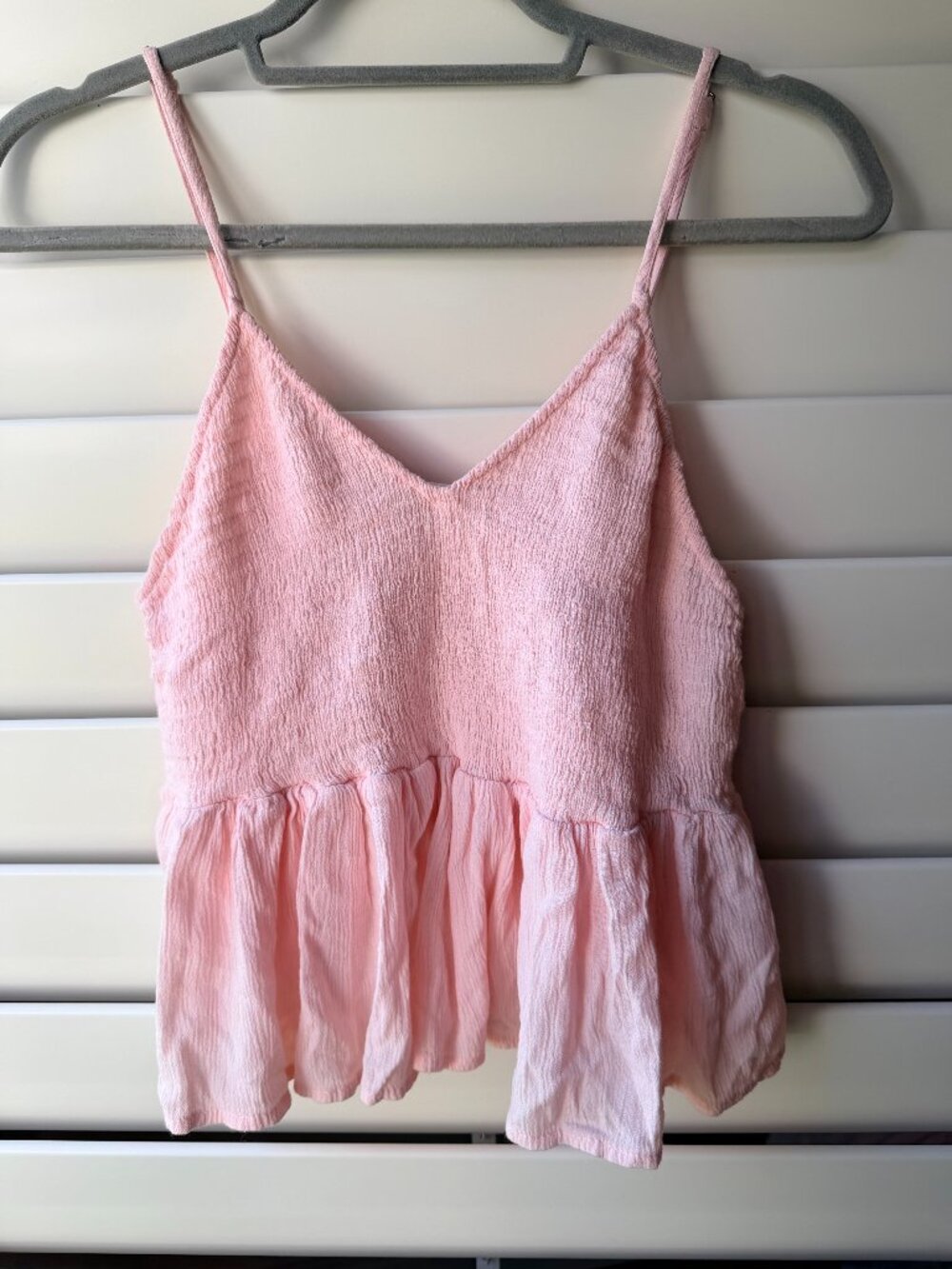 Kiwi + Punch Pink Smocked Peplum Cami Tank Top Large Rayon